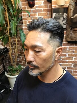 ヘアースタジオアルファ ツーブロカット