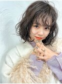 〈medium〉ライトグレージュ.ボリュームカールボブ