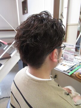 コア フィール ア デイ(COIFFURE A DAY) 【M3Dピコカラー】【見附今町M3D】ツイストピコパーマ＆カラー