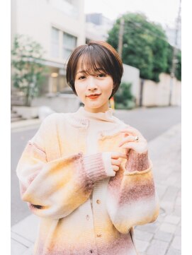 ガーデン オオタカノモリ(garden otakanomori) 20代30代大人かわいい耳掛けショート×アッシュグレーベージュ