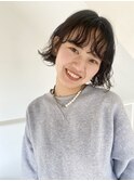 ミニボブ、ゆるいくせ毛パーマ