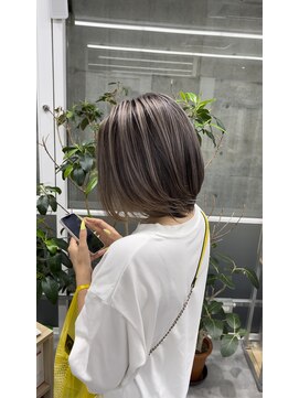 空 【Sera】バレイヤージュ/ハイライト/レイヤーカット／ハイトーン