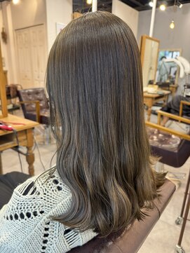 レイリー(LAiLy) オリーブベージュ