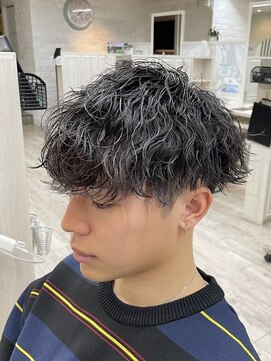 カイノ(KAINO) 波パーマ　マッシュ　刈り上げ　ツーブロック