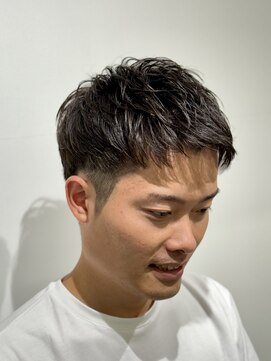 リバティシェアバーバー 銀座2nd(LIBERTY SHARE BARBER) 【BAREHENGANA】パーマ禁止もこれで怖くないビジネスコテパーマ