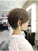 小顔カットショートボブ大人可愛いアッシュオリーブ20代30代40代