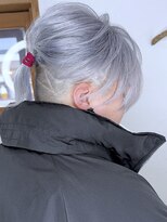ブレイズヘアー(BLAZEhair)&nbsp;マンバン×ホワイトシルバー×ブリーチ３回