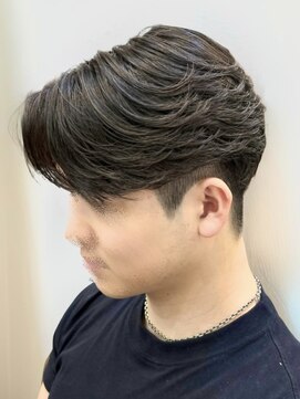 ビッケメンズヘア(Vicke Men's hair) フェザーパーマセンターパートダウンパーマニュアンスパーマ韓国