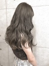 エンネ 新宿(enne) カーキベージュ/グランマッシュ/ハイトーンカラー/レイヤー/新宿