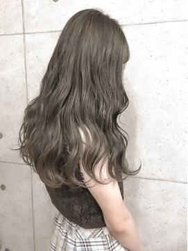 エンネ 新宿(enne) カーキベージュ/グランマッシュ/ハイトーンカラー/レイヤー/新宿