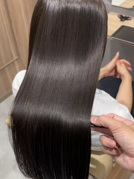 【Geek春日井】髪質改善×ダークトーンカラー《担当　篠原》