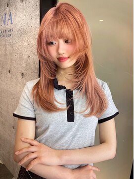 ジェム(GEM) 《YURI》サーモンピンク/ピンクオレンジ/レイヤーカット