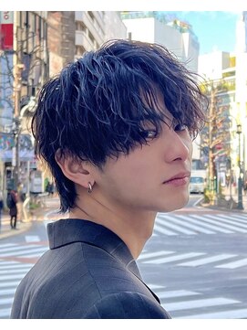 アストラ(ASTRA) MEN’S HAIR/波巻きツイストスパイラル/リバースセンターパート