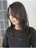 レイヤーカットハッシュカットミディアムレイヤー顔周りカット