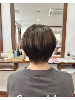 トッティ(Totti)の写真/白髪を隠すから「魅せる」へ！髪を傷めず透明感と圧倒的な艶を与える、大人女性のための本命サロン。