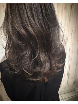 フェニーチェ オン ザ ビーチ(FENICE on the beach) ハイライトカラー