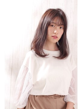 フィールエー レキシントンプラザ店(feel.a) ナチュラルミディアムヘアー