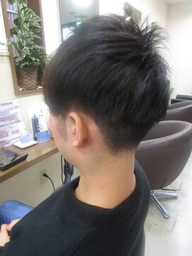 コアフィールフィス(COIFFURE fils) 【見附・今町】メンズ刈り上げショート