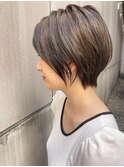 ひし形・くびれ・大人ショートボブ