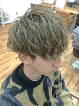 ヘアスタジオ ロメオ(hair studio Romeo) カーキアッシュ☆