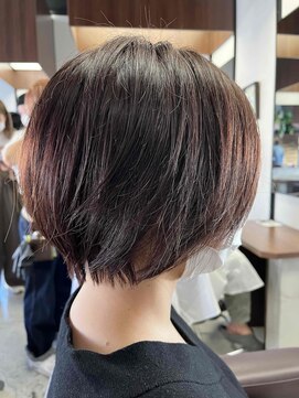 サロン クラッチ クリエイティブ コンセプト(salon CLUTCH creative concept) 大人ボブ〈プラチナピンク〉