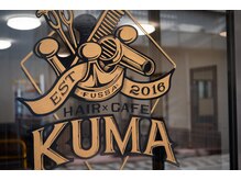 ヘア カフェ クマ(Hair×Cafe KUMA)の雰囲気（福生駅西口徒歩3分★こちらの入口マークを目印に！）
