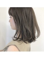 ガーランドウメダ(Garland umeda)&nbsp;スモーキーベージュ：ロブヘア