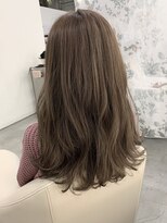 パシフィックダズールバトン(Pacific Dazzle baton) アッシュベージュ