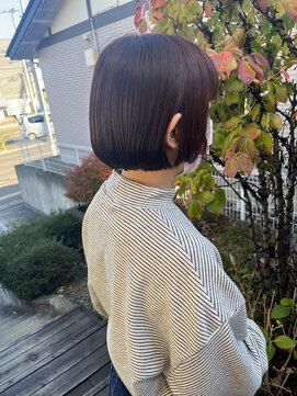 ナゴミ(NAGOMI) パープル系コンパクトボブ