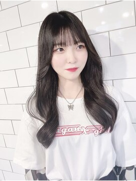 シー(shii..) 《shii../大黒》＃韓国ヘア＃シースルーバング
