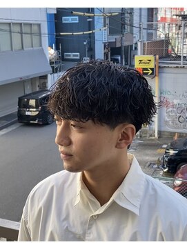 ビカムメンズヘアー 栄店(become men's hair) くるくるしない波巻きパーマ