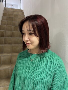 バズ(BUZZ) 秋は赤がおすすめ！