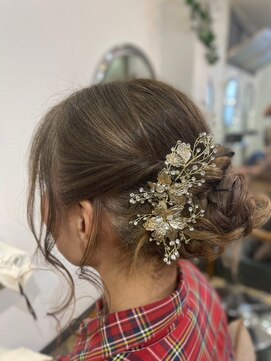 ビィーワンイースト(Be 1 EAST) ヘアセット