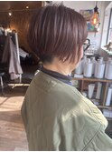 刈り上げ前下がりボブ