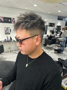 メンズサロン キング 梅田店(Men’s salon K!ng) 波巻きツイストスパイラルパーマ/フェザーパーマ/眉毛/メンズ