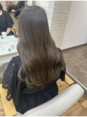 オリーブベージュ10代20代透明感カラーロングヘア艶髪