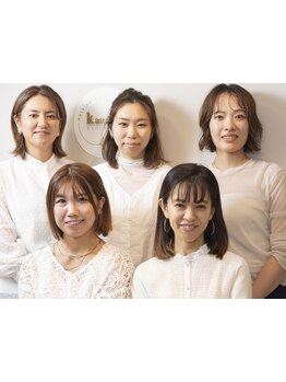 スタイリスト歴10年以上のベテランのみが在籍。丁寧なヒアリングであなたにぴったりの提案をいたします。