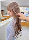 くすみベージュ　ピンクベージュ　艶カラー　透け感カラー