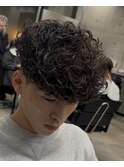 スペインカール　ツイストスパイラル眉カットメンズパーマ