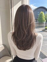 ケーオーエスビューティー(K O S beauty) ロング×くすみベージュ