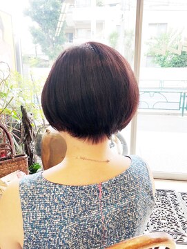 ベル(BELL) アヴェダカラーでツヤツヤショートボブ【BELL桜新町/用賀】
