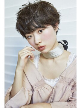 ラレイ(Lalei) 表参道駅/青山　エッジショート丸みショート　辻幸奈