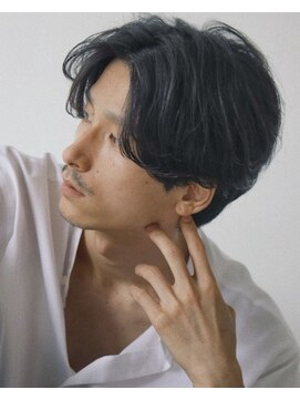 ベル 新宿(Belle) 大人のメンズに!短すぎる髪が苦手な方のセンターパート