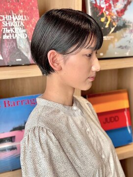 リブロ(liblo) 耳掛けショートボブ【liblo】