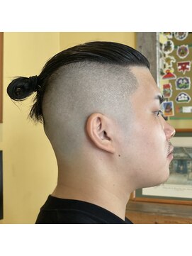 エルエー 近江八幡店(L.A) 店長【椛島】マンバン×スキンフェード