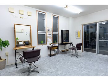 頭質改善専門美容室 circus 銘苅店