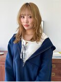 ブリーチカラーヘーゼルベージュレイヤーカット