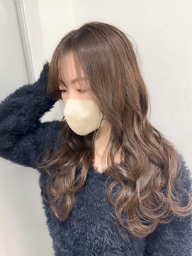 ムクヘアー(muk hair) ゆるふわくびれロング×ラテグレージュ