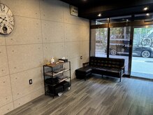 バーバーショップゾン(barber shop ZoN)の雰囲気（店内）