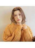 小顔レイヤースタイル×艶ハイトーンカラー◎まつだてみすず